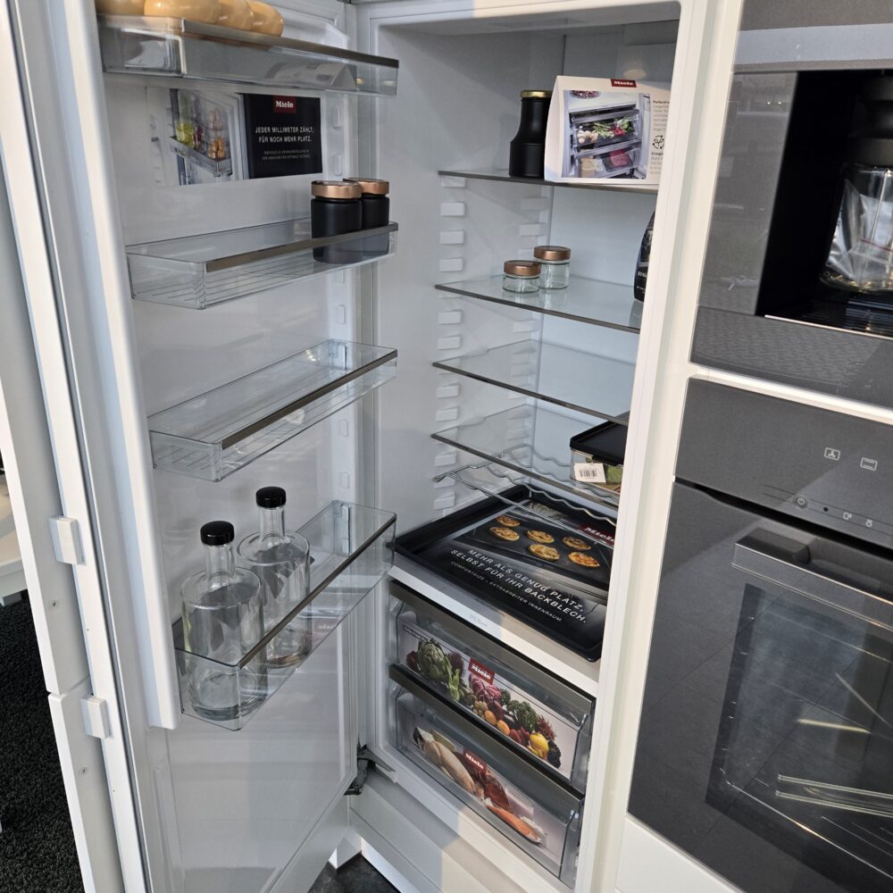 Abverkaufsküche Schüller Gala Kühlschrank