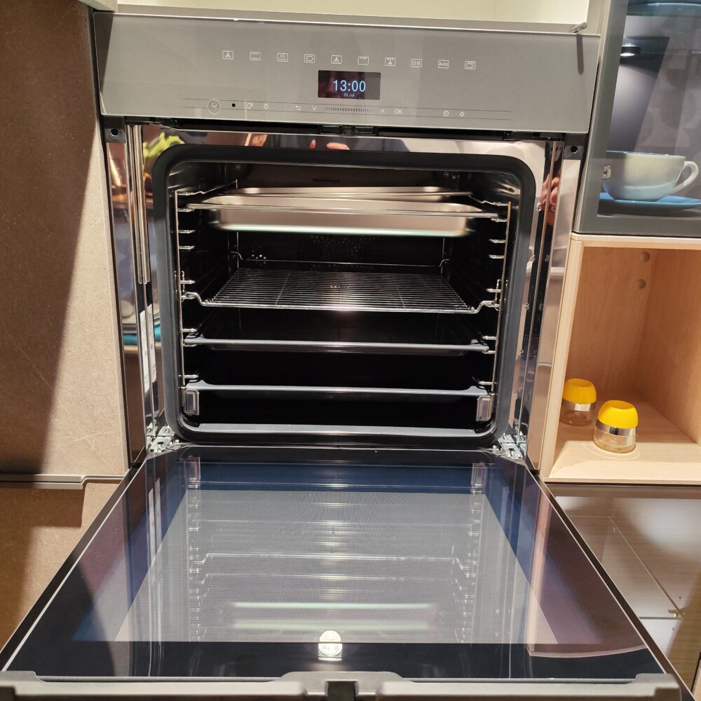 Abverkaufsküche Nobilia Stone Art - Dampfbackofen