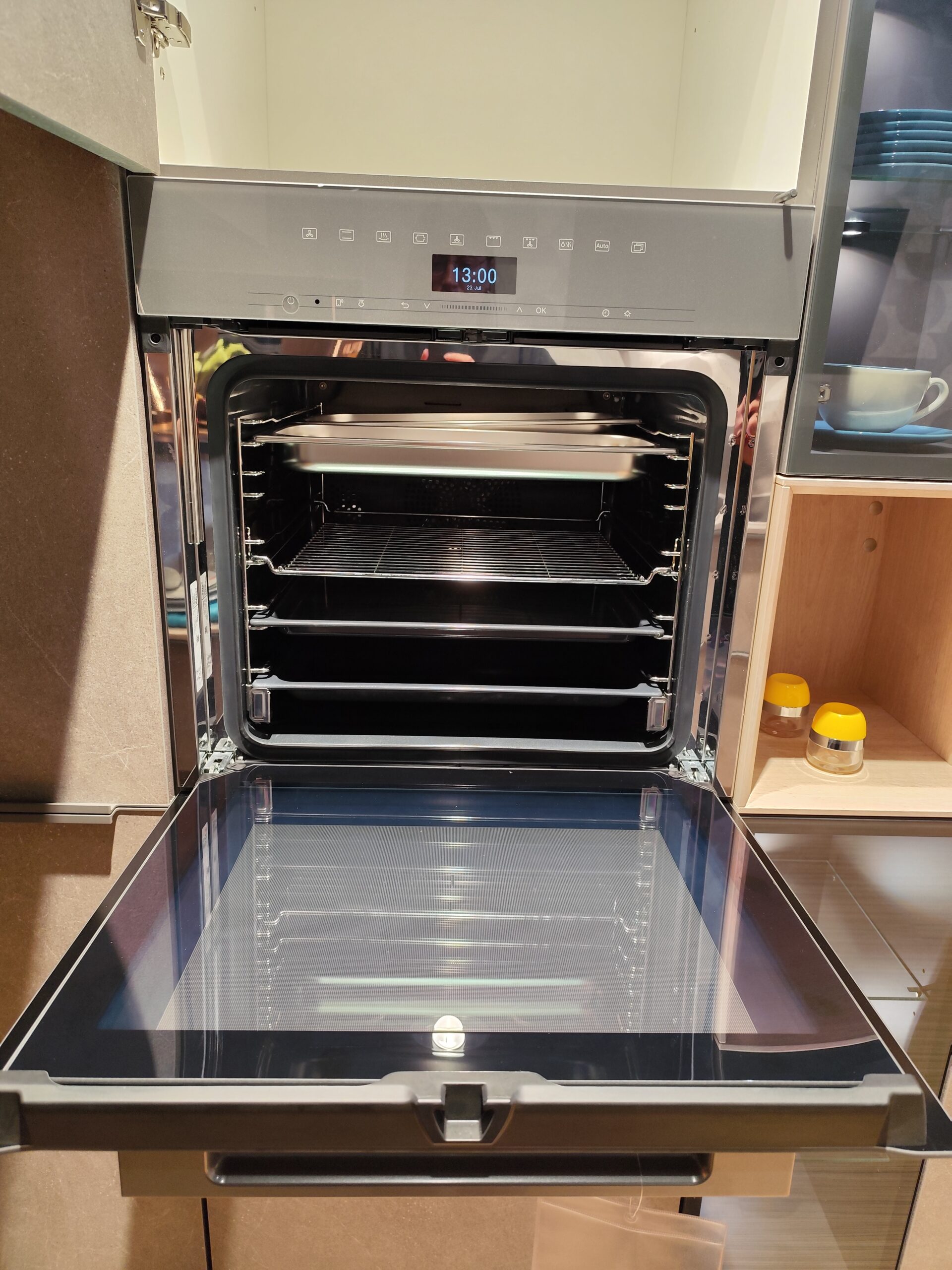 Abverkaufsküche Nobilia Stone Art - Dampfbackofen