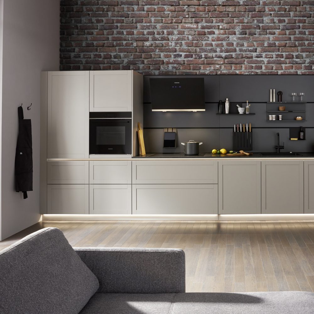 Global Einbauküche Newport GL 8 525 Kaschmirbraun Satin