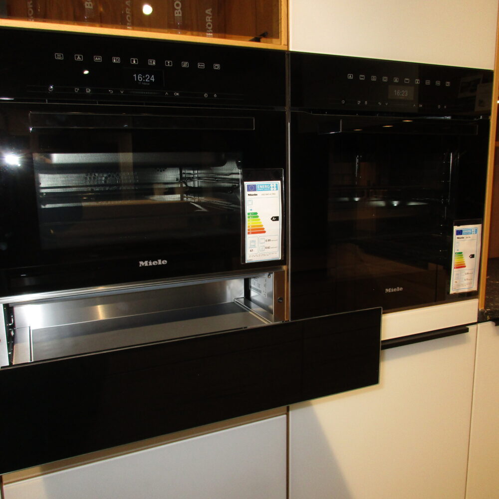 Abverkaufsküche Team 7 KLI Linee - Backofen