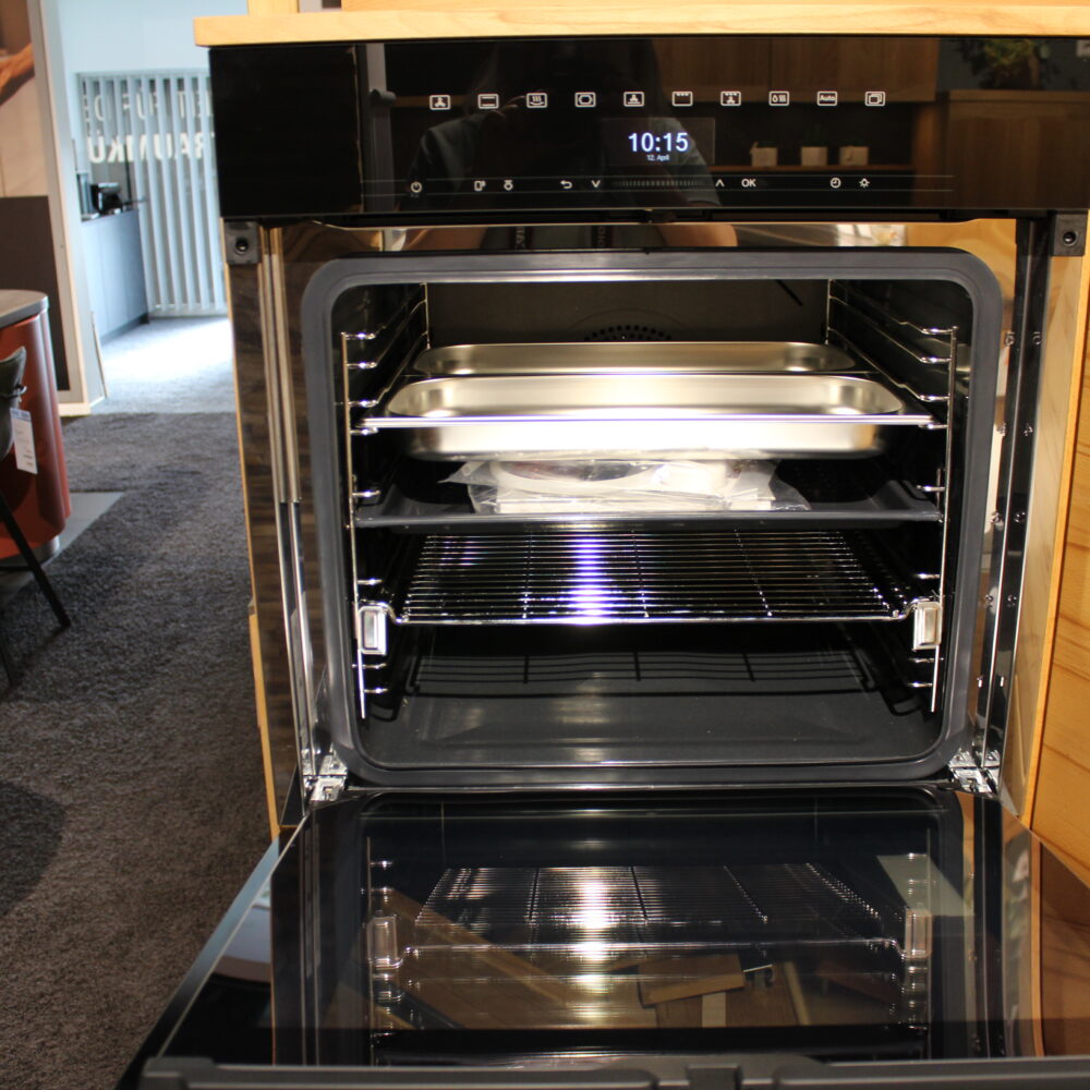 Abverkaufsküche Team 7 Linee - Dampfbackofen