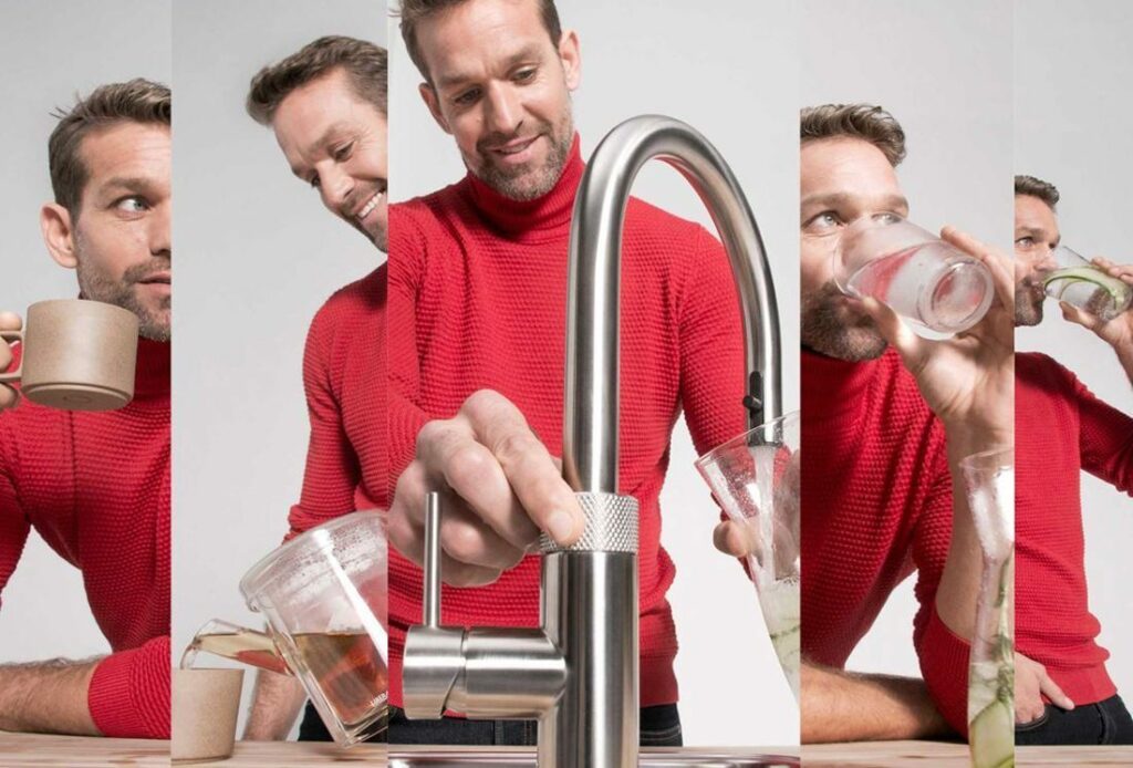quooker-wasserhahn-bild-mit-mann